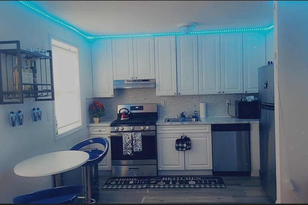 Townhouse Apartment In Oakland Gardens Νέα Υόρκη Εξωτερικό φωτογραφία